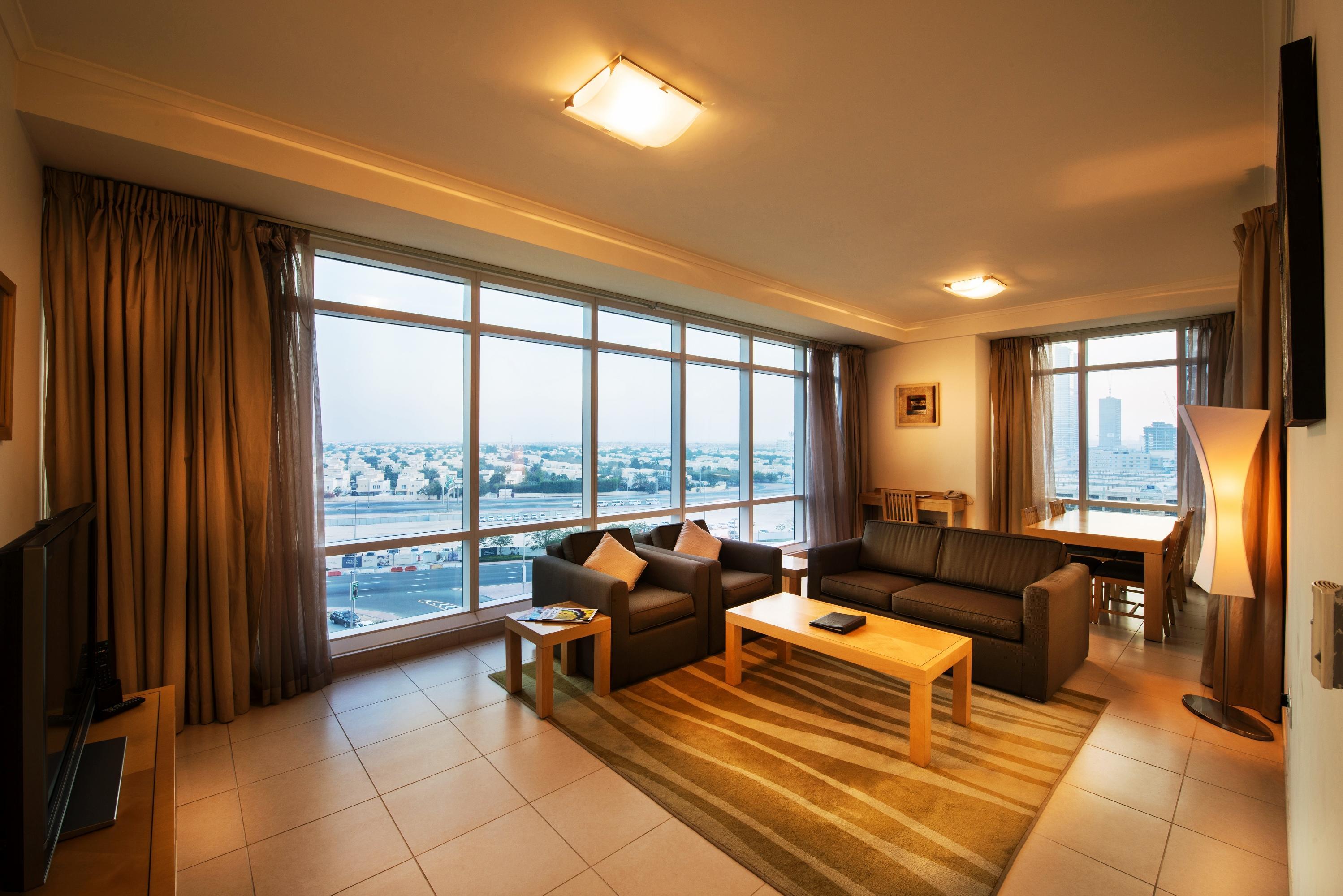 Oaks Liwa Heights Hotel Suites Dubai Exterior foto